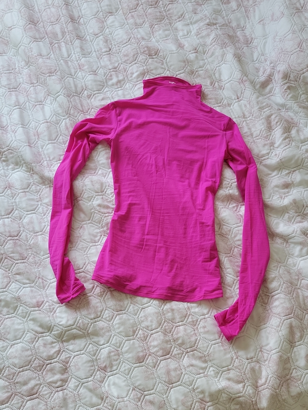 SKIMS Mock Neck Long Sleeve Stretch top - Bright Pink - Picture 2 of 7